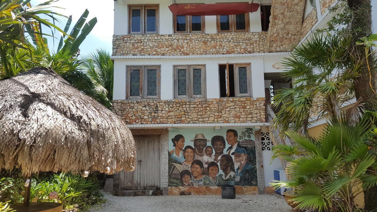 The Sea Front Inn بونتا غوردا المظهر الخارجي الصورة