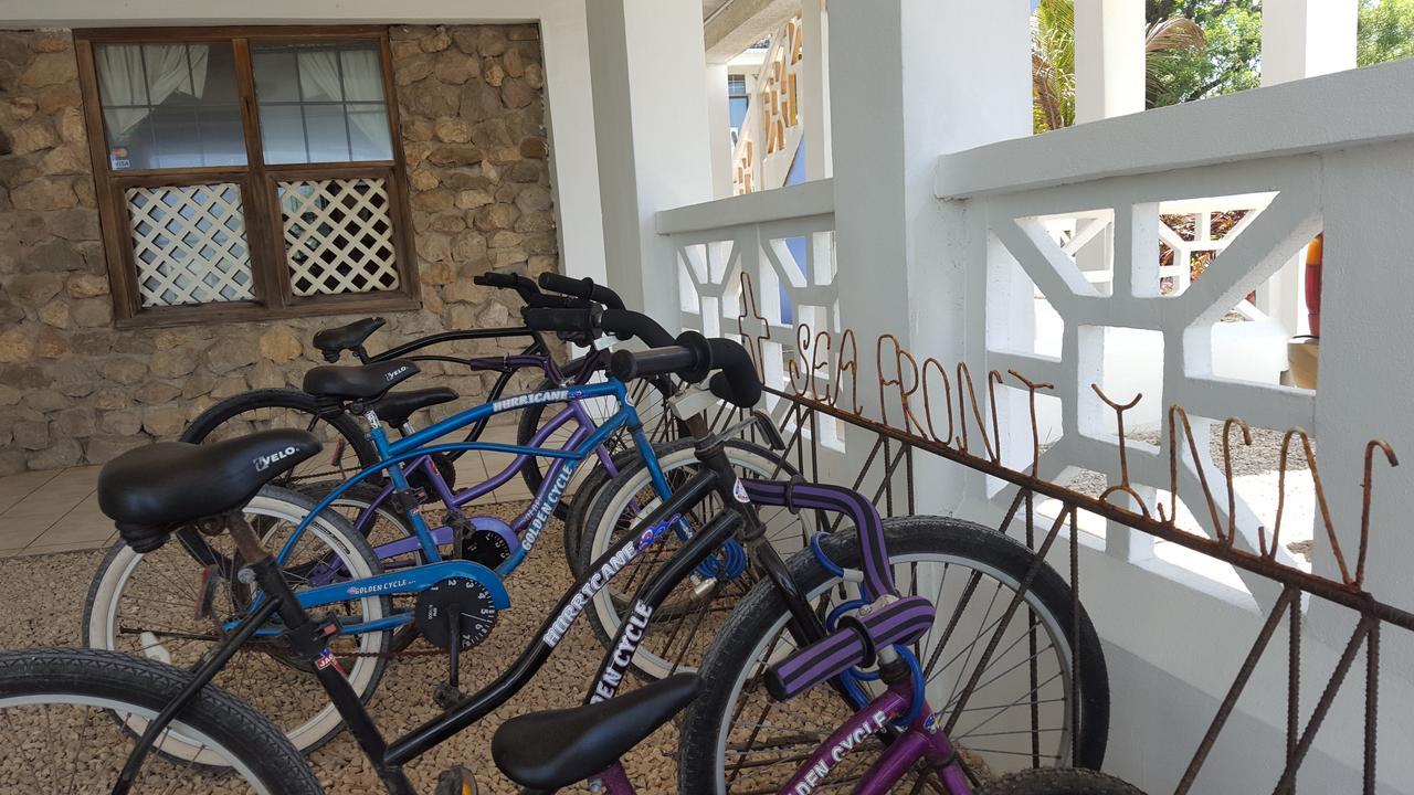 The Sea Front Inn بونتا غوردا المظهر الخارجي الصورة